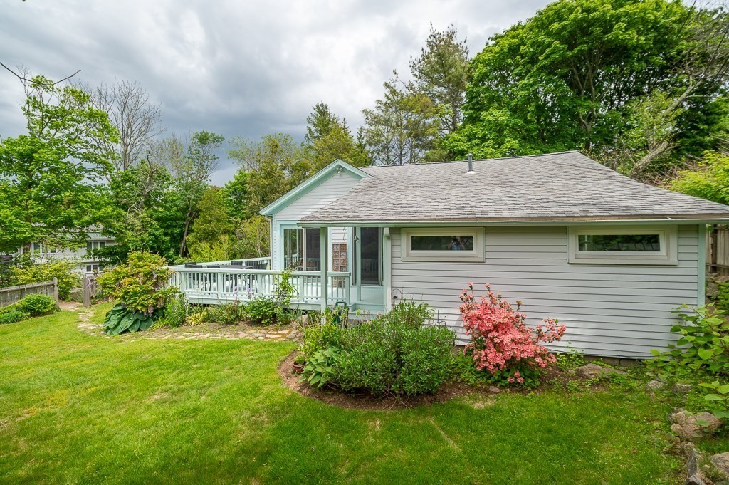 7 Lighthouse Way Property Photo 6