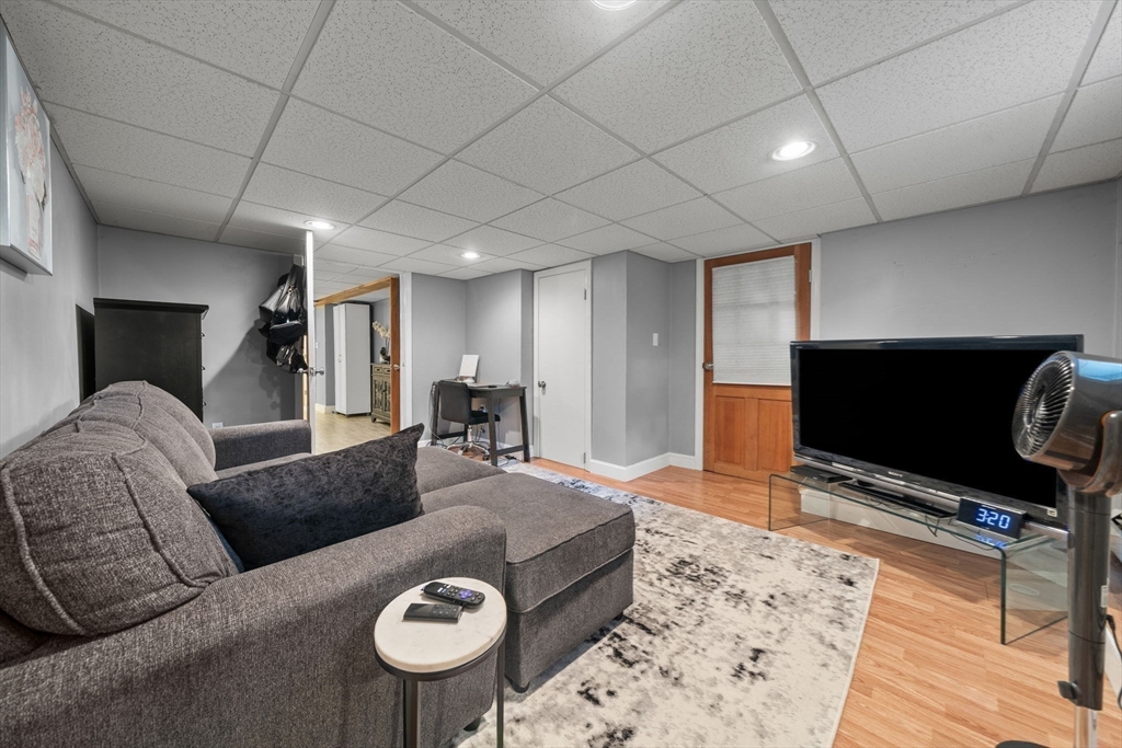 36 Ellis Street Property Photo 24