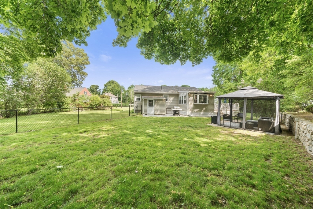 36 Ellis Street Property Photo 38
