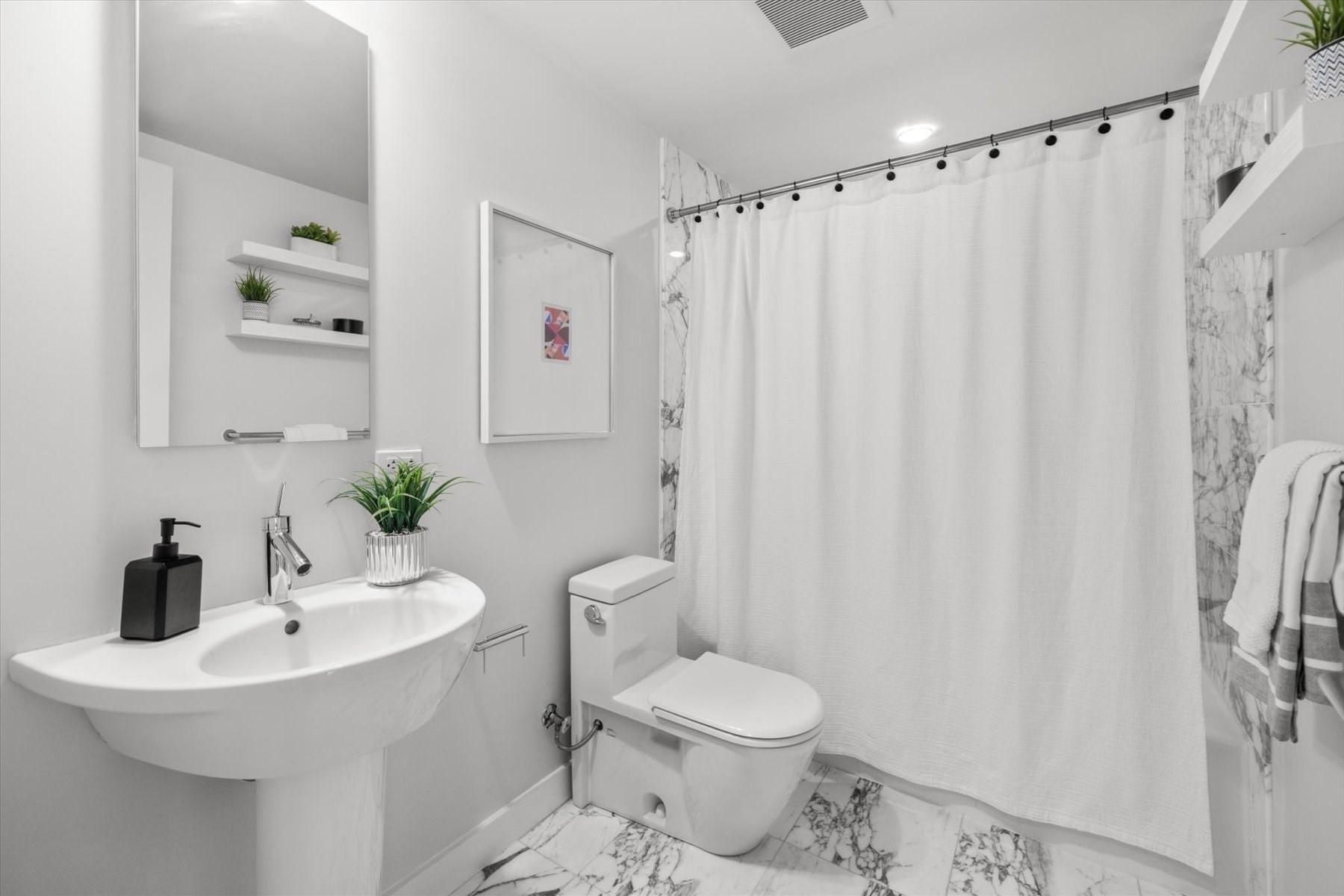 7 Warren # 6 Property Photo 23