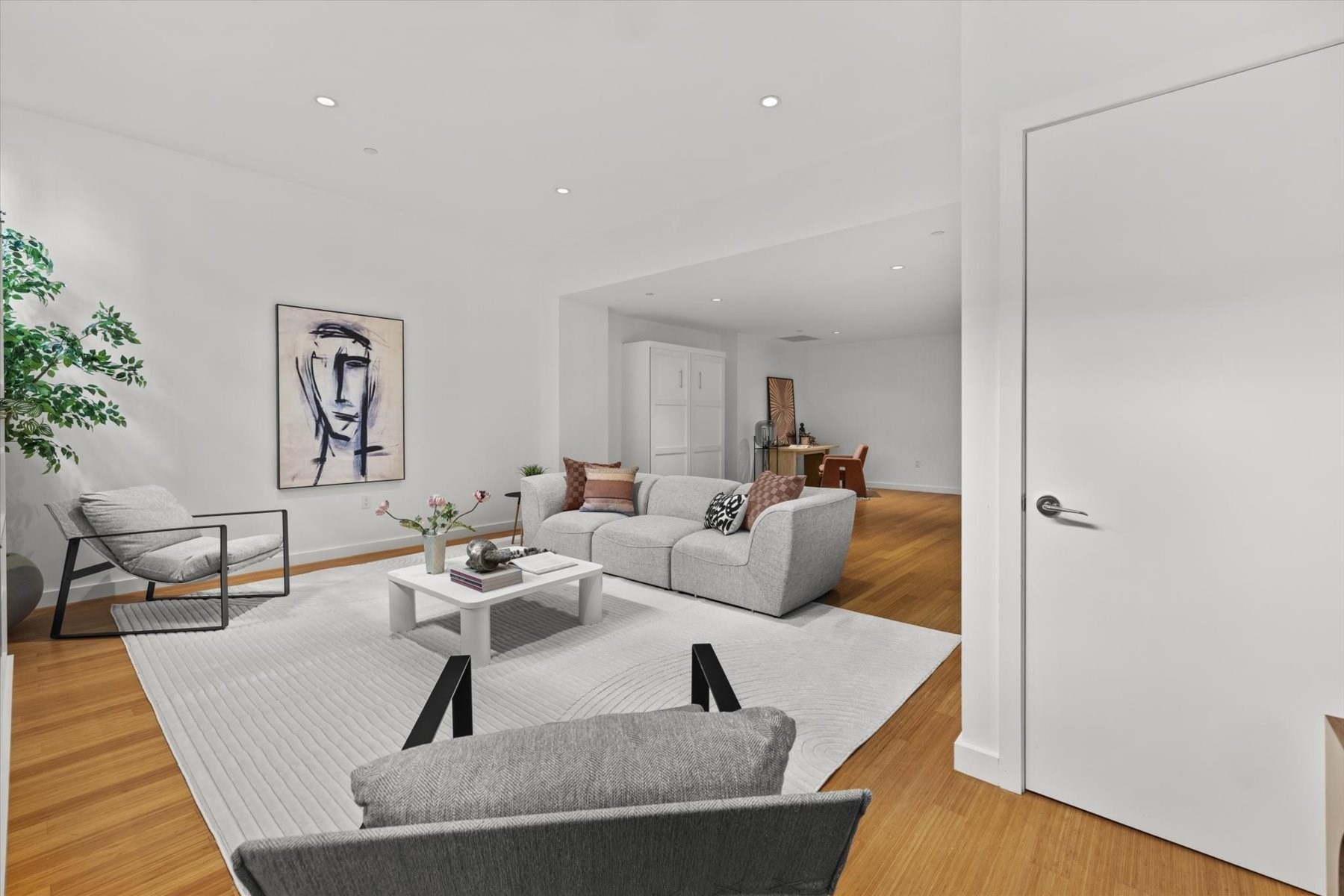 7 Warren # 6 Property Photo 24