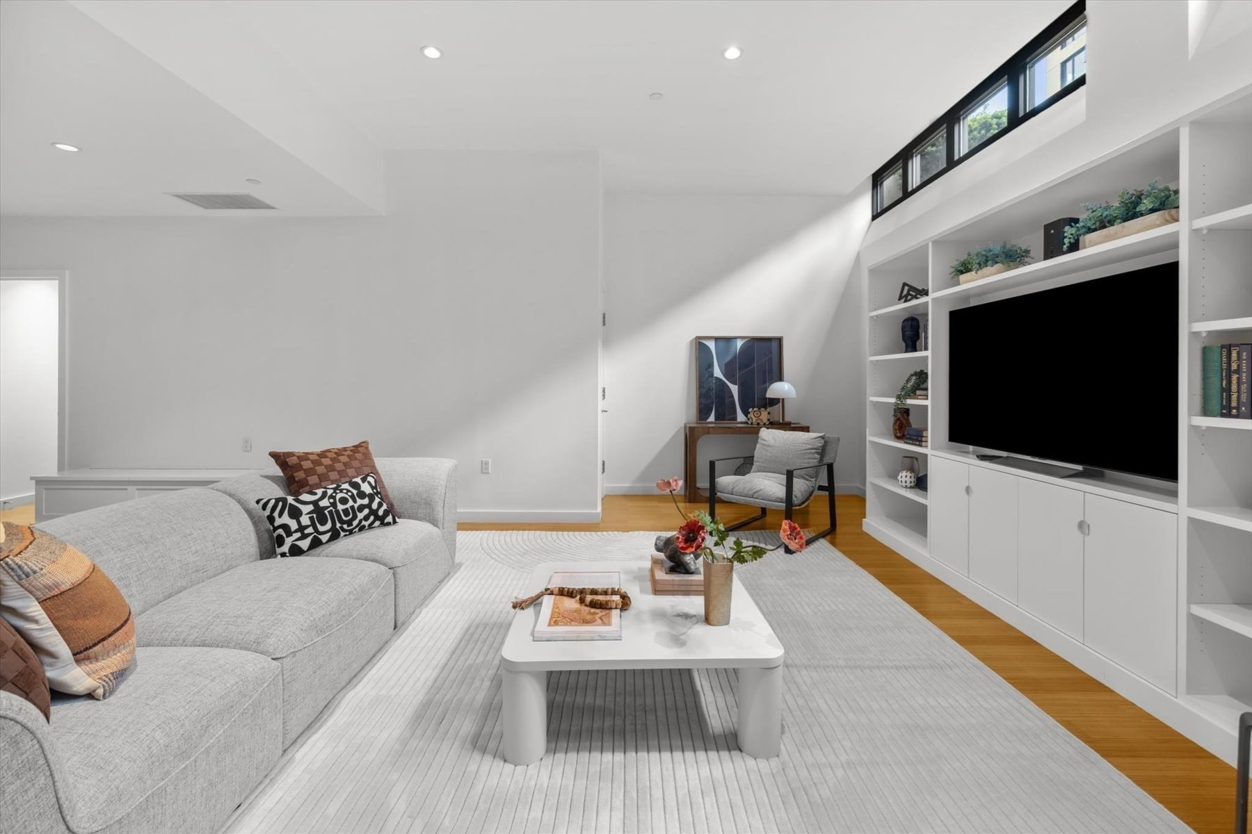 7 Warren # 6 Property Photo 25