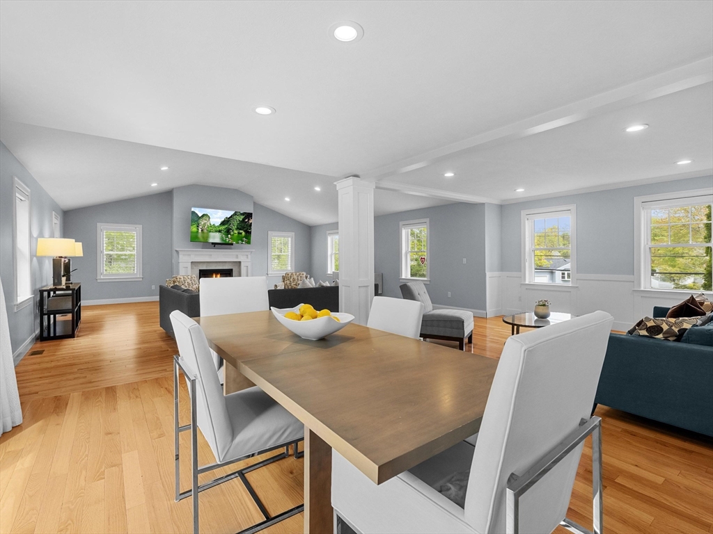 14 Spring St Property Photo 10