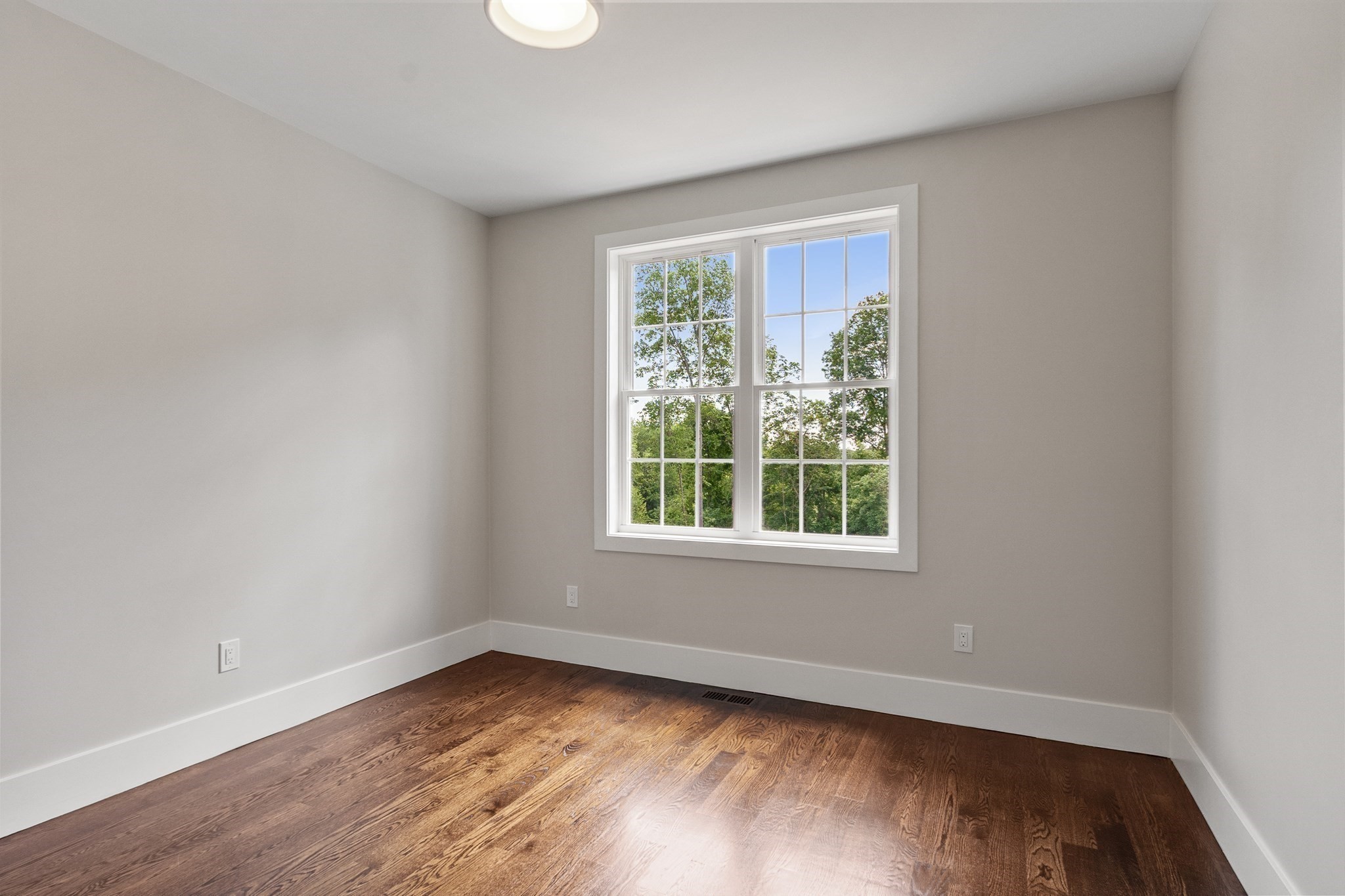 86 High St Property Photo 21