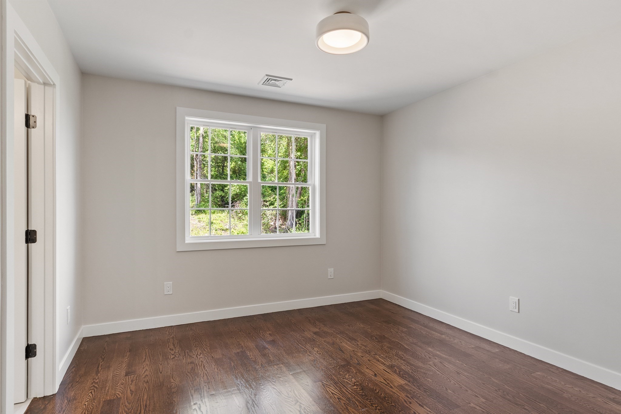 86 High St Property Photo 32