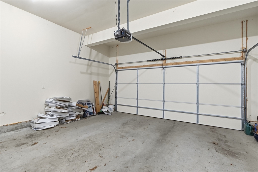 114 Orchard Dr # 8 Property Photo 15
