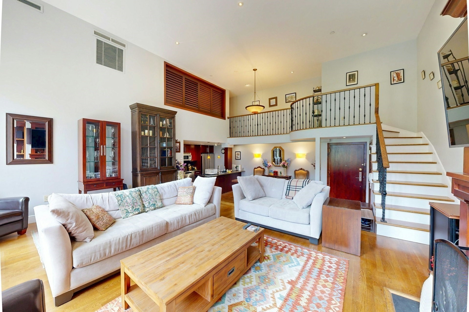 201 Newbury St # 204 Property Photo 2