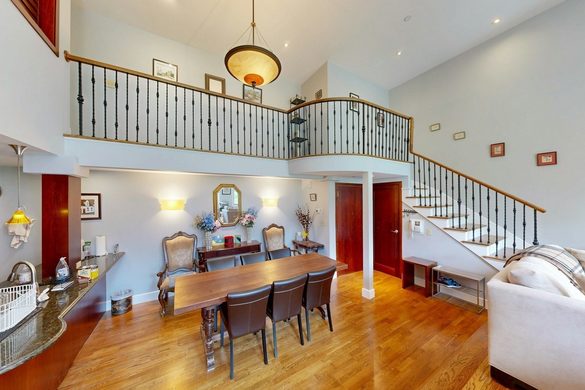201 Newbury St # 204 Property Photo 4