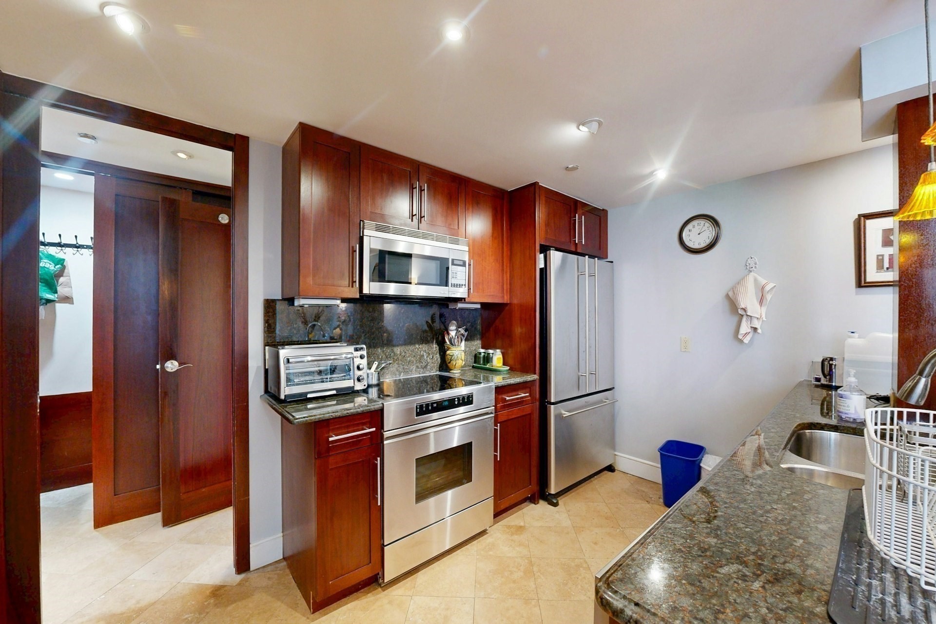 201 Newbury St # 204 Property Photo 8