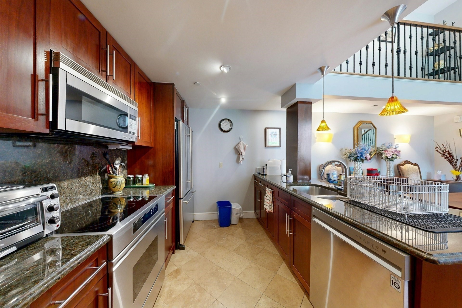 201 Newbury St # 204 Property Photo 10