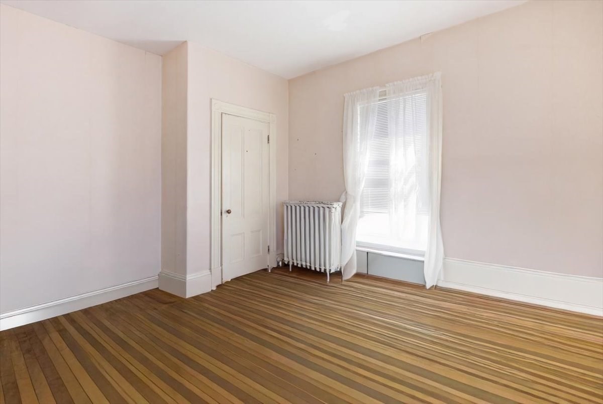 25-27 Parsons St Property Photo 17