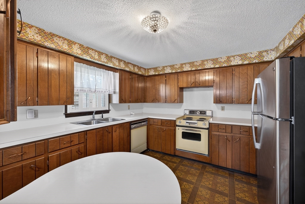 100 O Drive Property Photo 4
