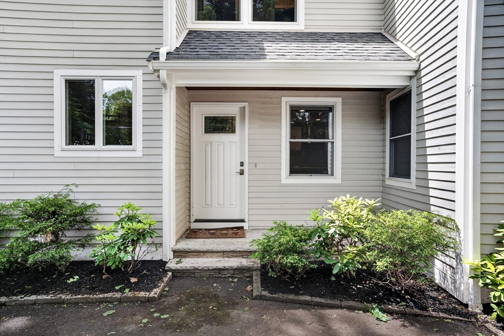 142 Edinboro St Property Photo 39