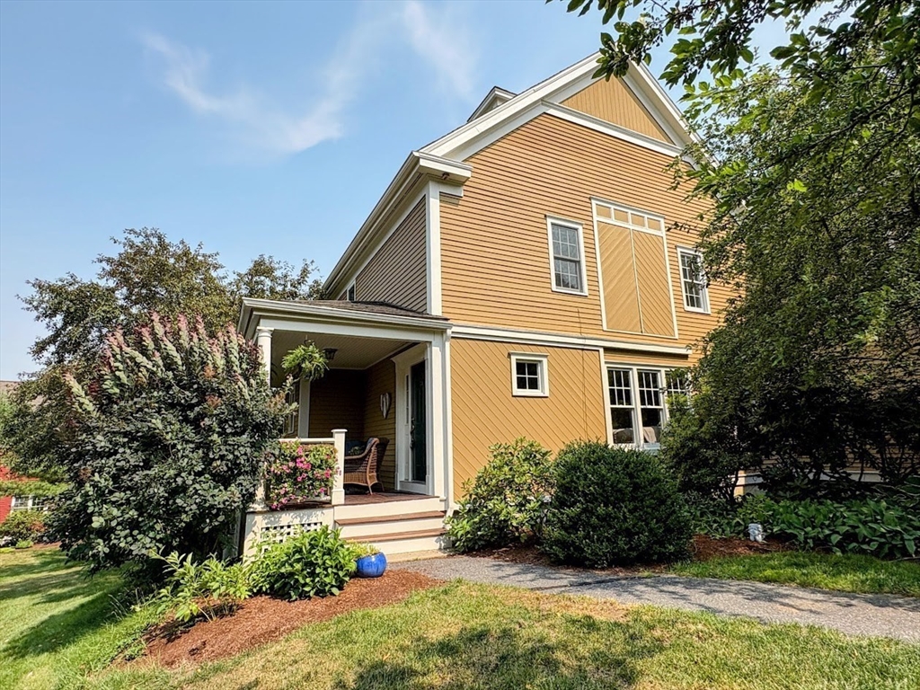 35 Lancaster County Rd # 7A Property Photo 1
