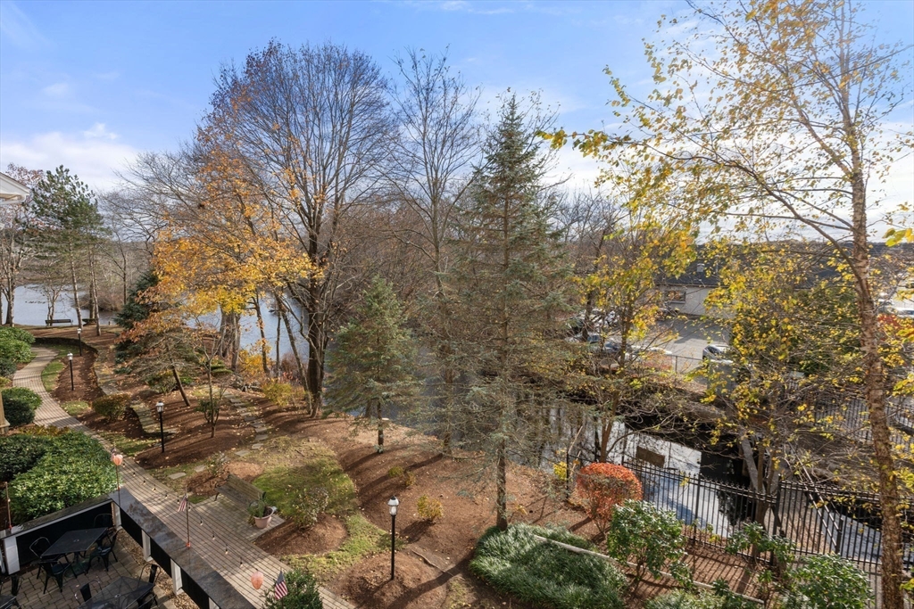 4d Forge Pond # D Property Photo 26