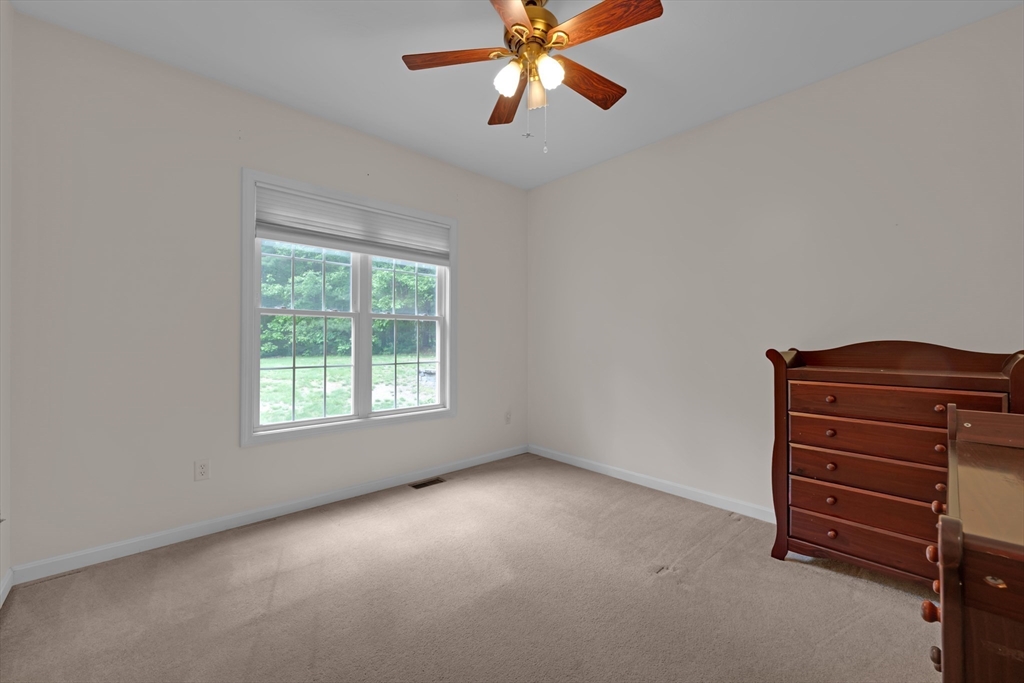 16 Lindsey Ln Property Photo 12