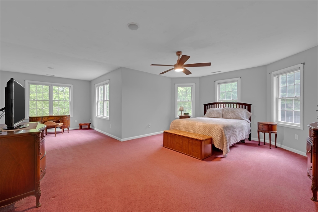 16 Lindsey Ln Property Photo 19