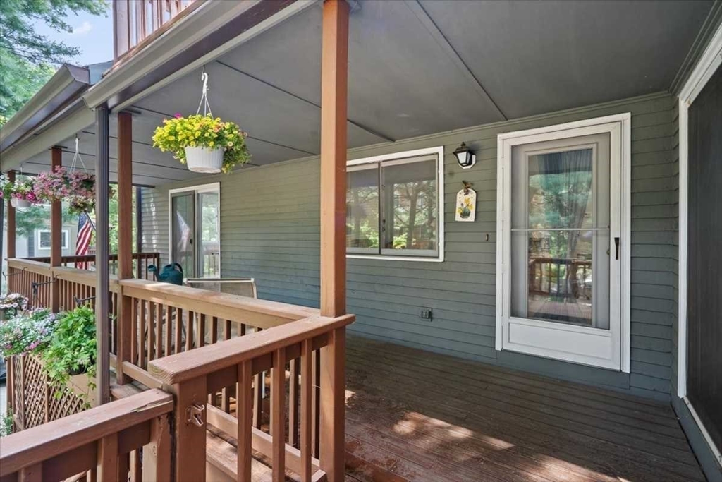 254 Captain Eames Cir # 254 Property Photo 1