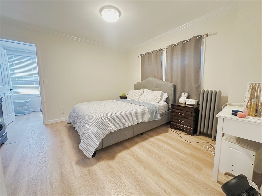 1 Vincent # 1 Property Photo 8