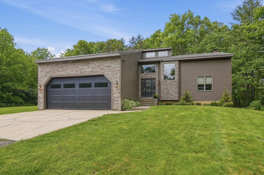 775 East Hill Road Property Photo 1