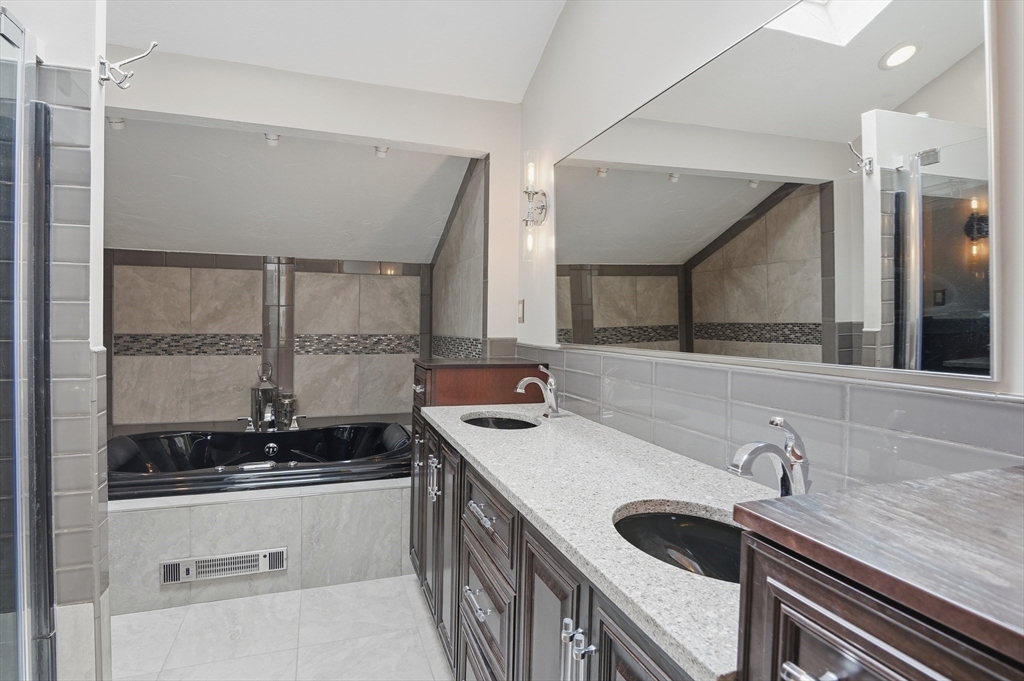 775 East Hill Road Property Photo 34