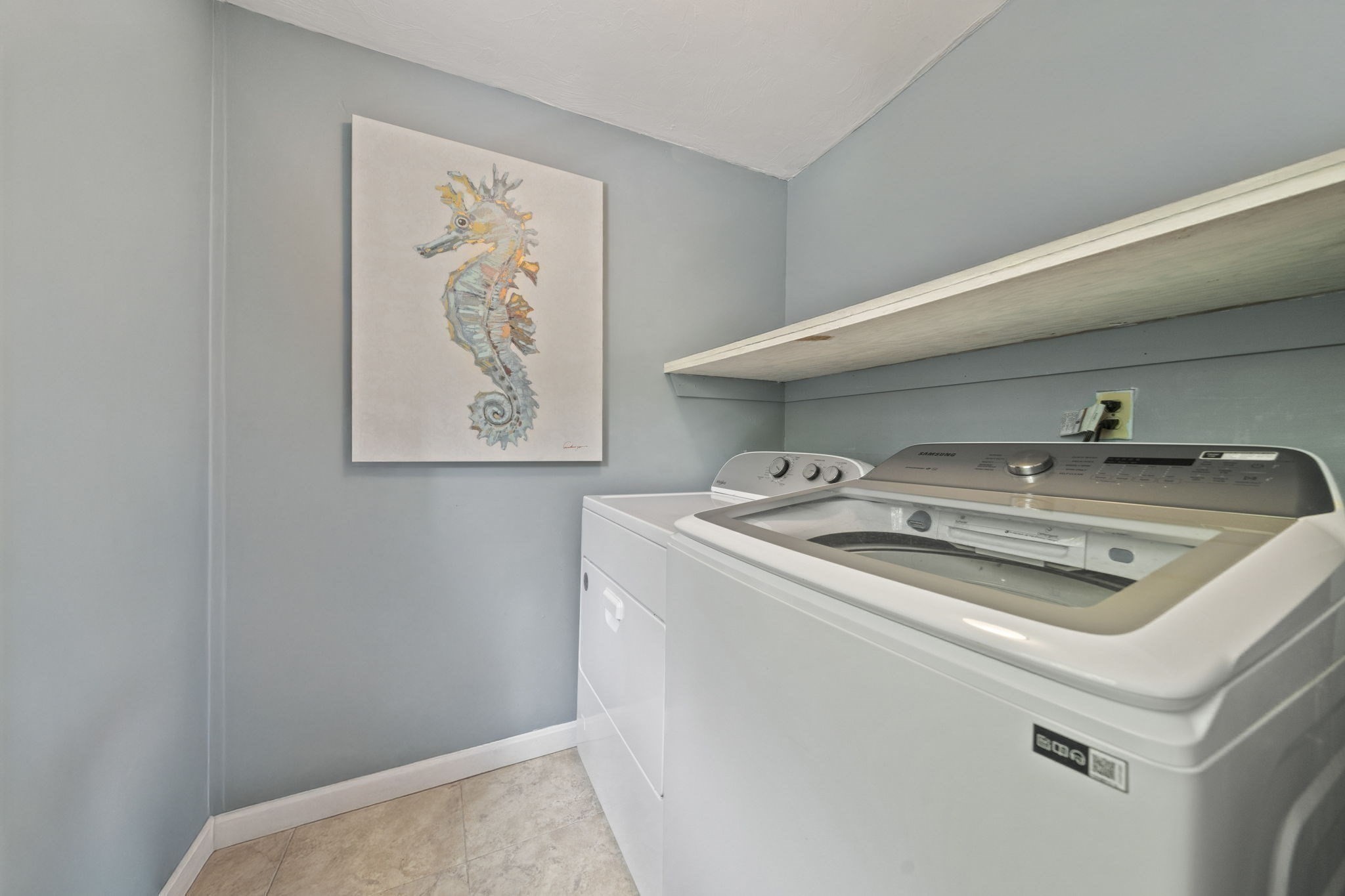 6 Country Way Property Photo 16