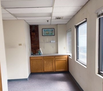 200 Lincoln St # 403 Property Photo 3