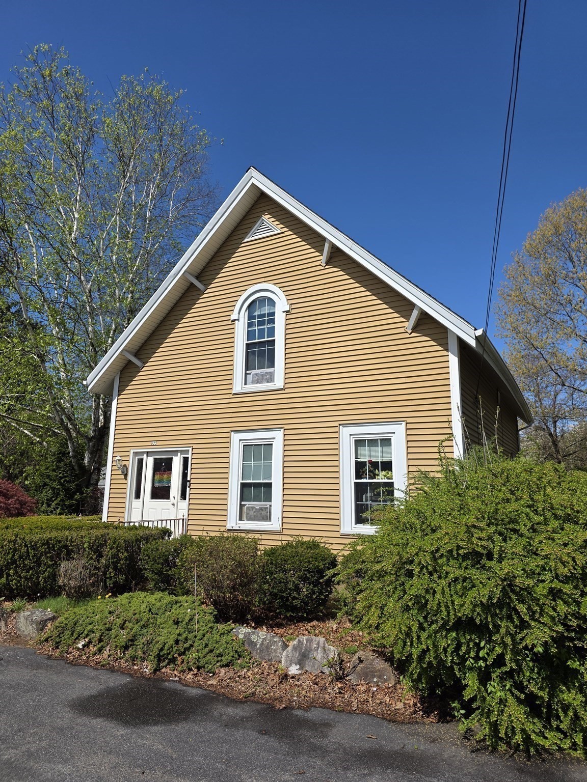 625 Bedford St Property Photo 4