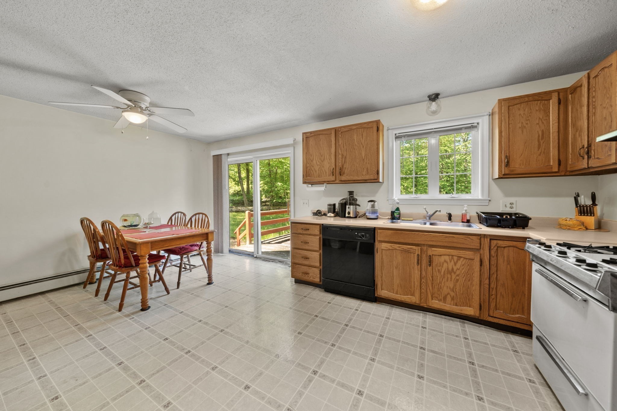 577-579 Old Greenwich Plains Rd. Property Photo 15