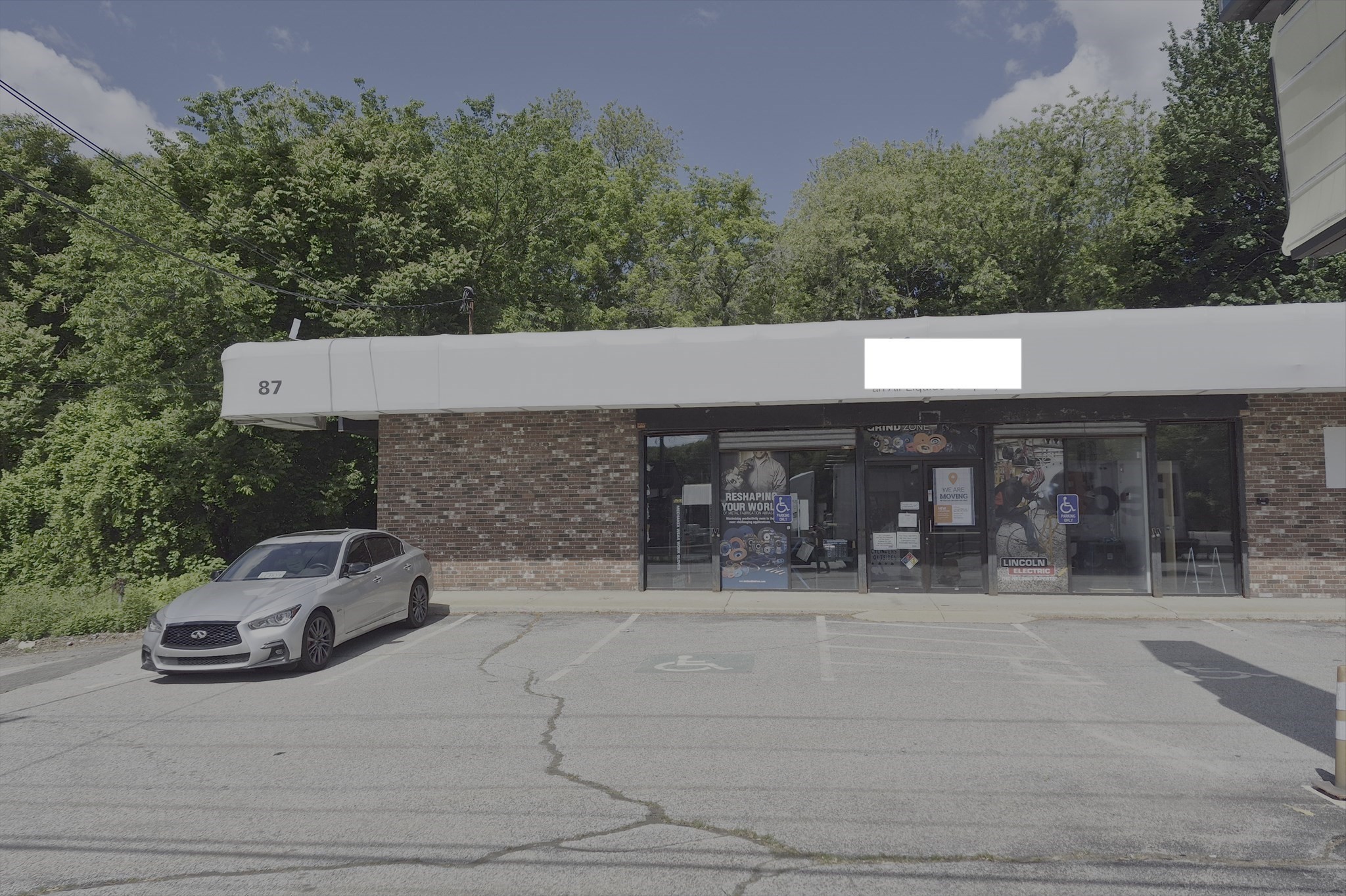 87 Broadway Property Photo 4