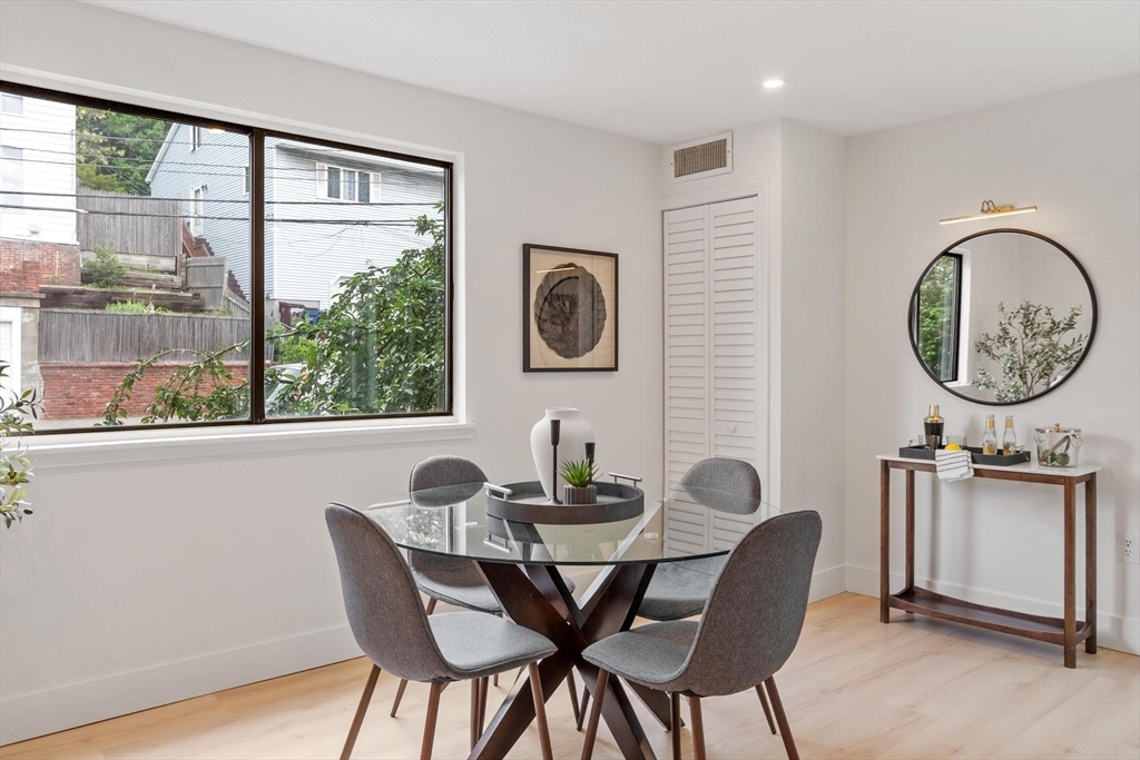 286 Fenno St # 5 Property Photo 5