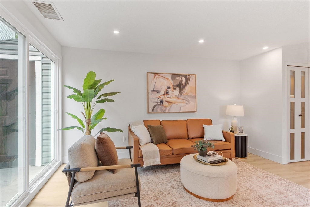 286 Fenno St # 5 Property Photo 19