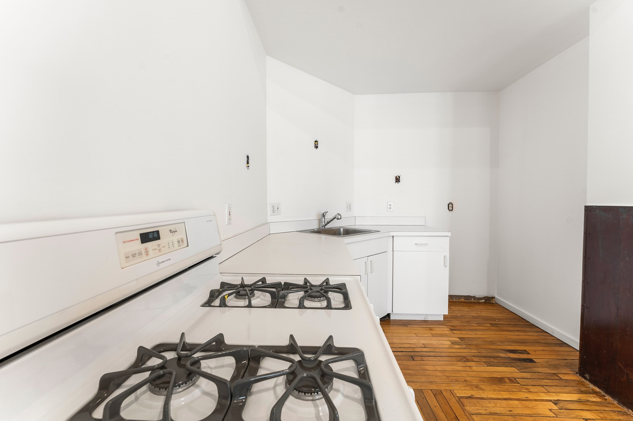 717 Atlantic # 1b Property Photo 12