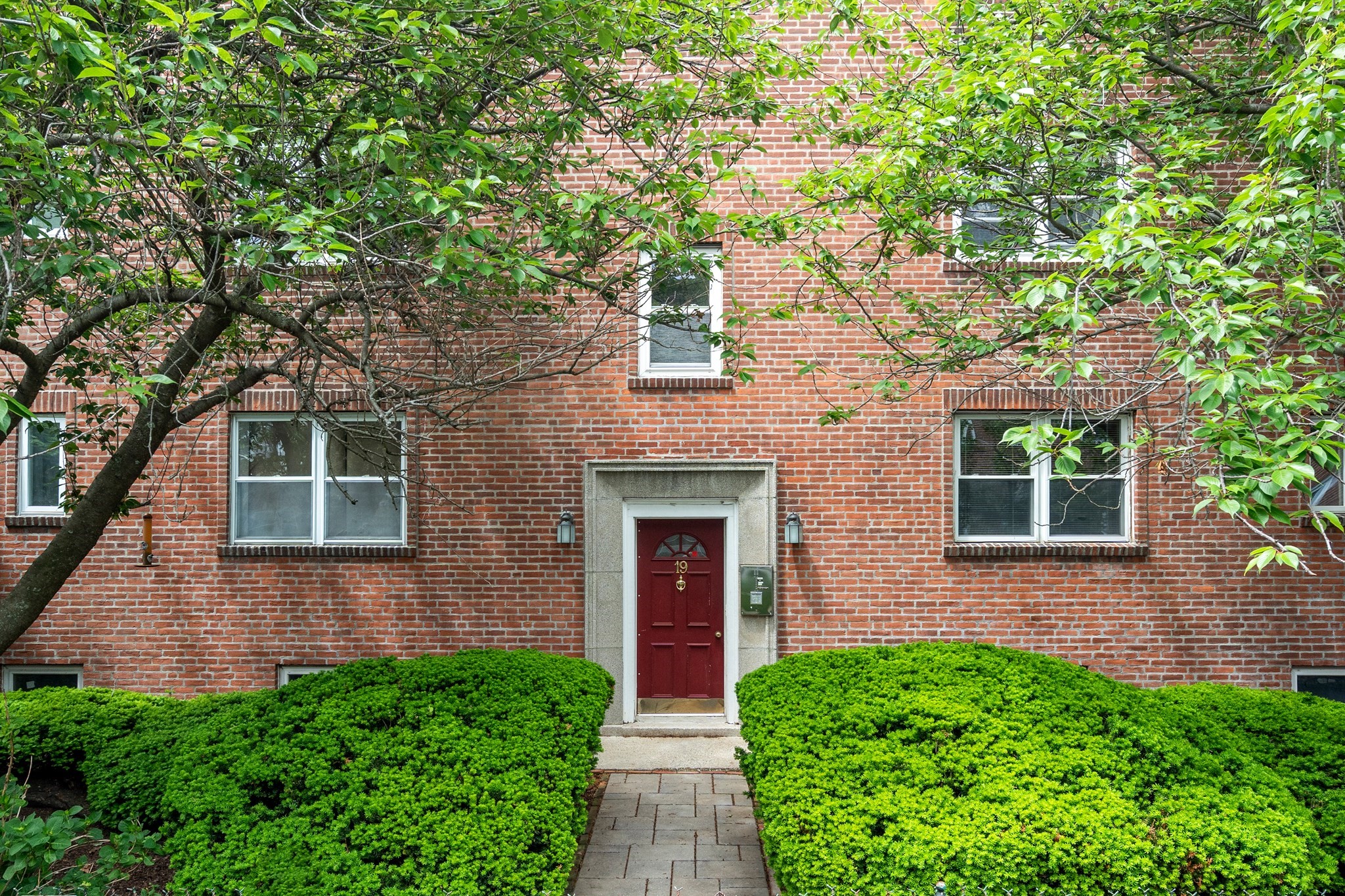 19 Alton Court # 1 Property Photo 1