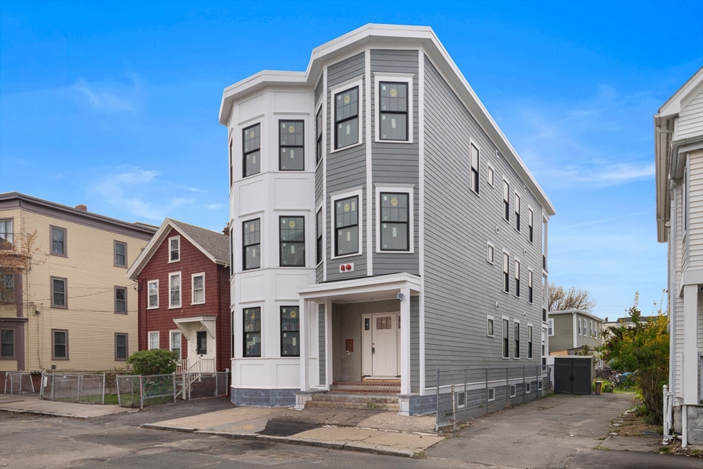 387 Norfolk St # 2 Property Photo 1
