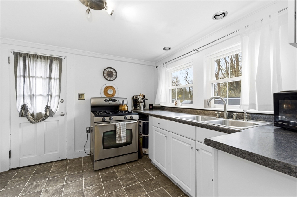 4 Toomey Lane # 4 Property Photo 7