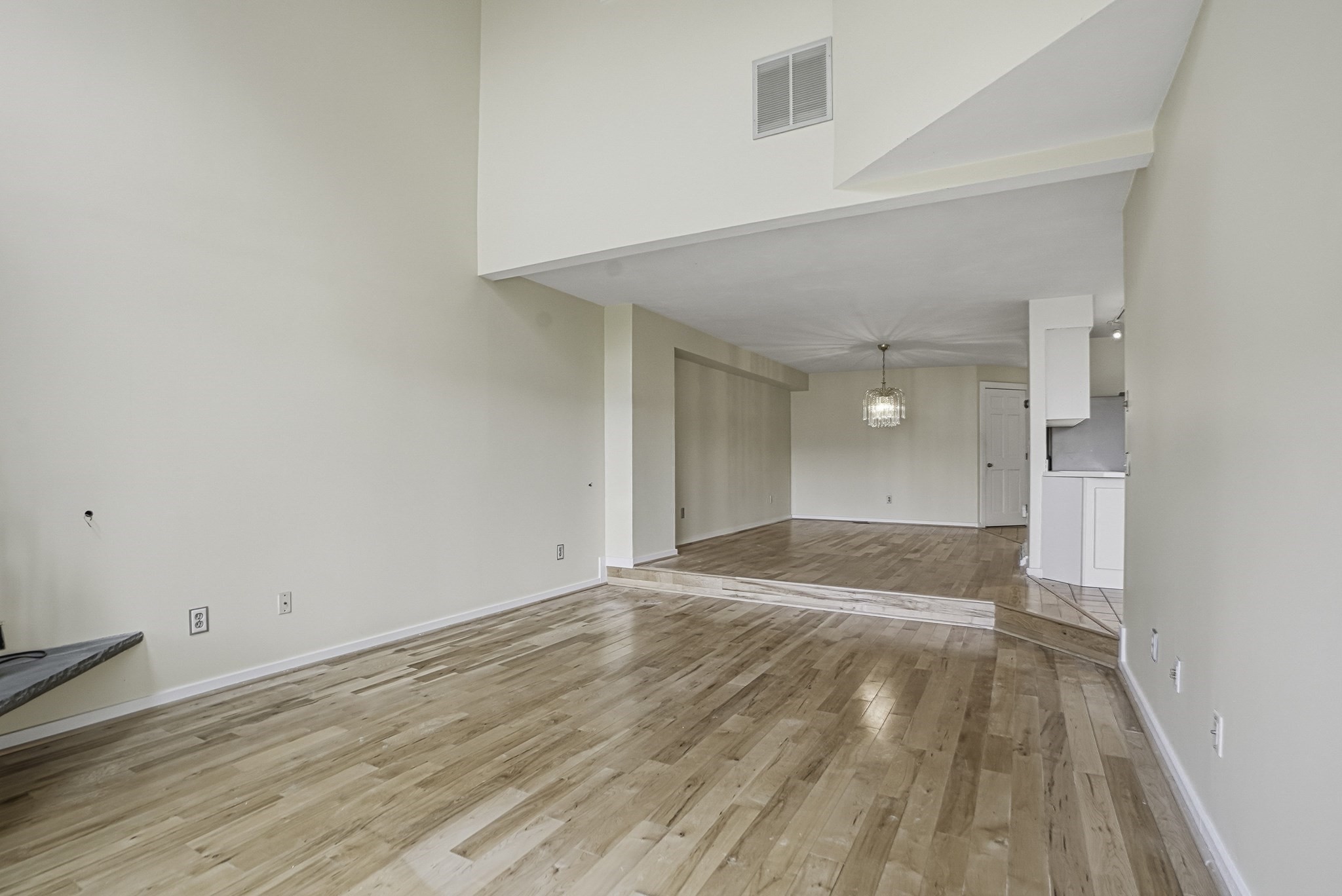 74 S Quinsigamond Ave # 2 Property Photo 23