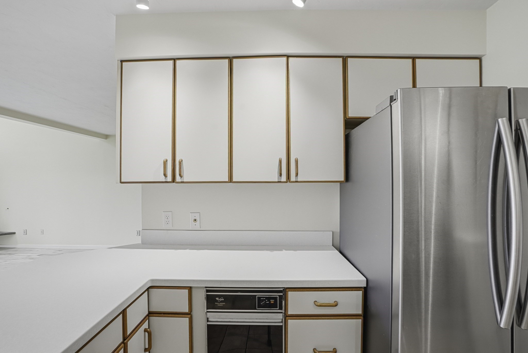 74 S Quinsigamond Ave # 2 Property Photo 25