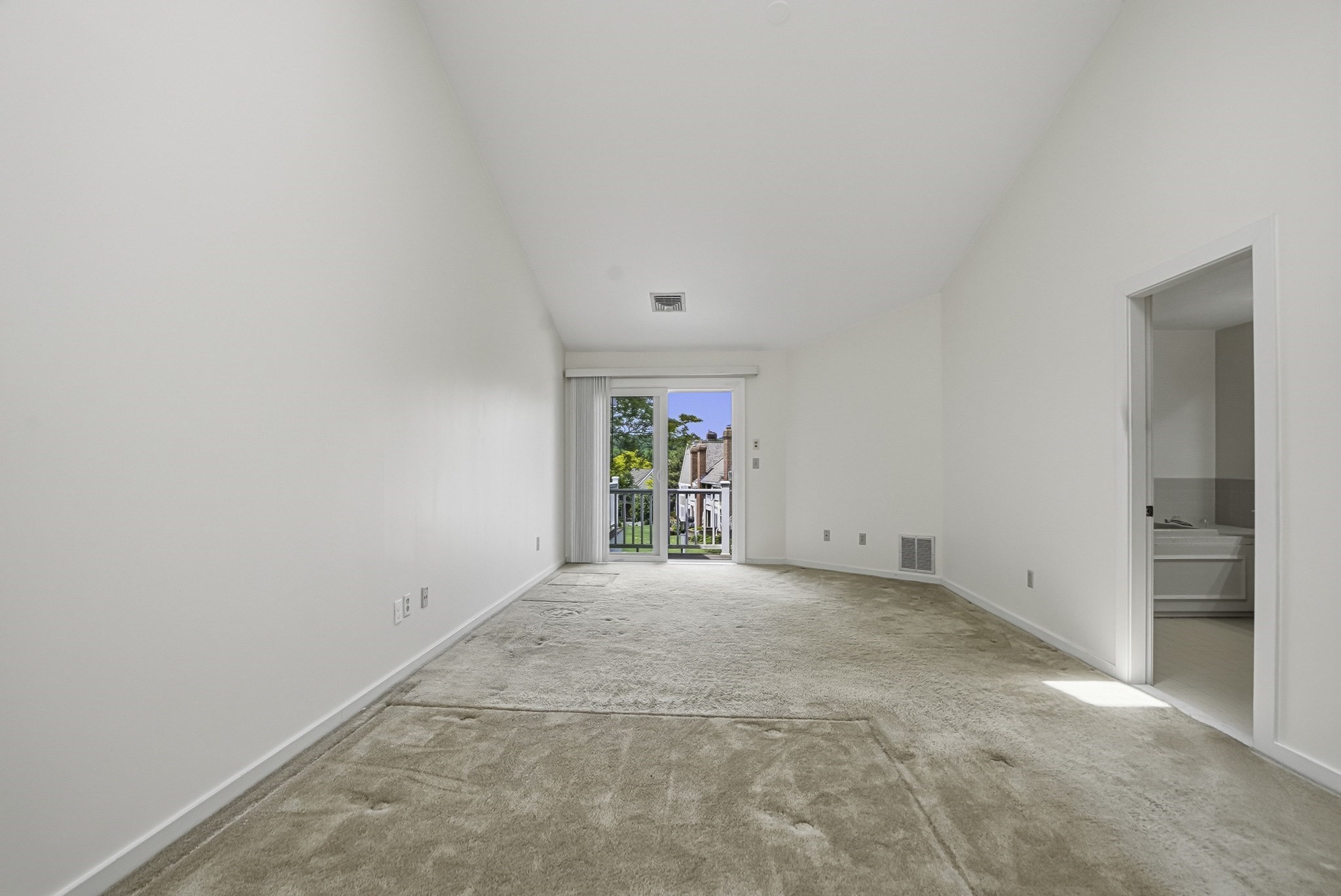 74 S Quinsigamond Ave # 2 Property Photo 36