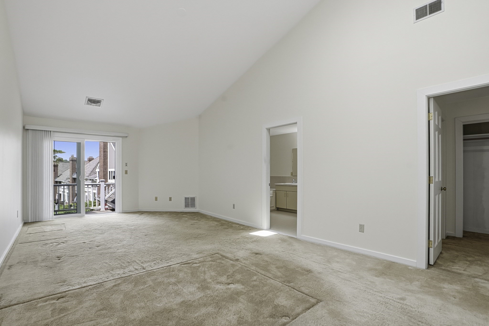 74 S Quinsigamond Ave # 2 Property Photo 37