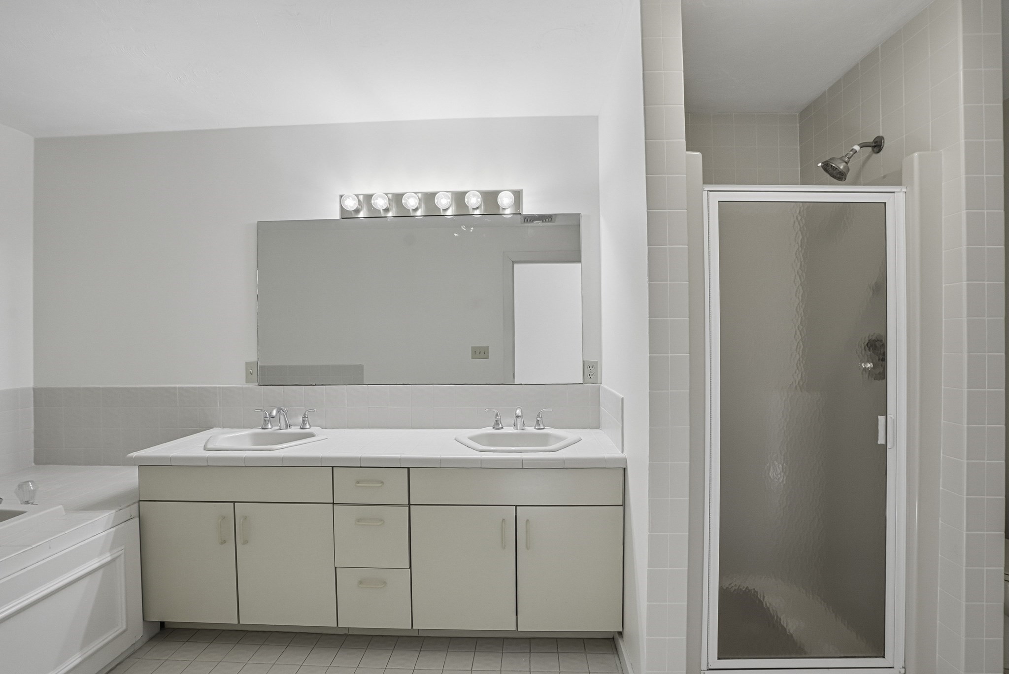 74 S Quinsigamond Ave # 2 Property Photo 41