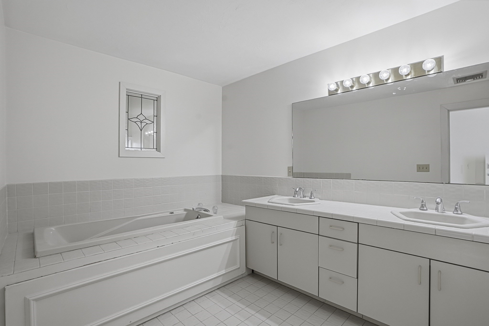 74 S Quinsigamond Ave # 2 Property Photo 42