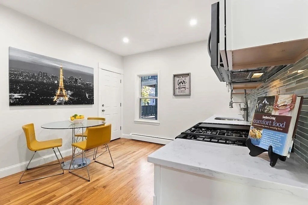 101 Brent St # 3 Property Photo 8