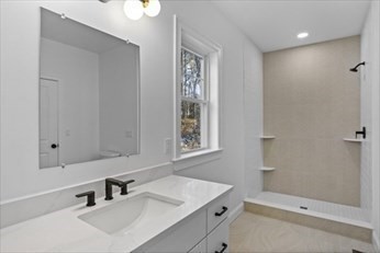 17 Forrest Property Photo 14