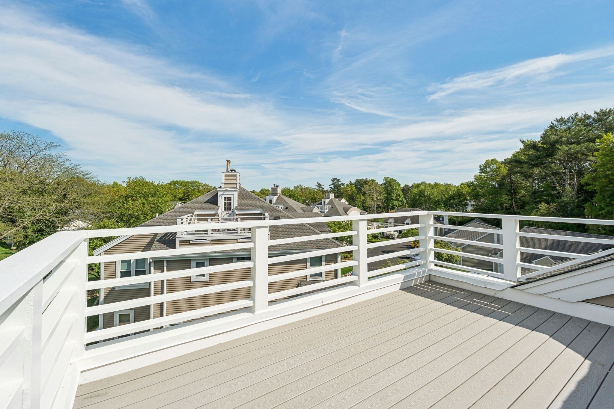 8 Oakmont Drive # 8 Property Photo 2