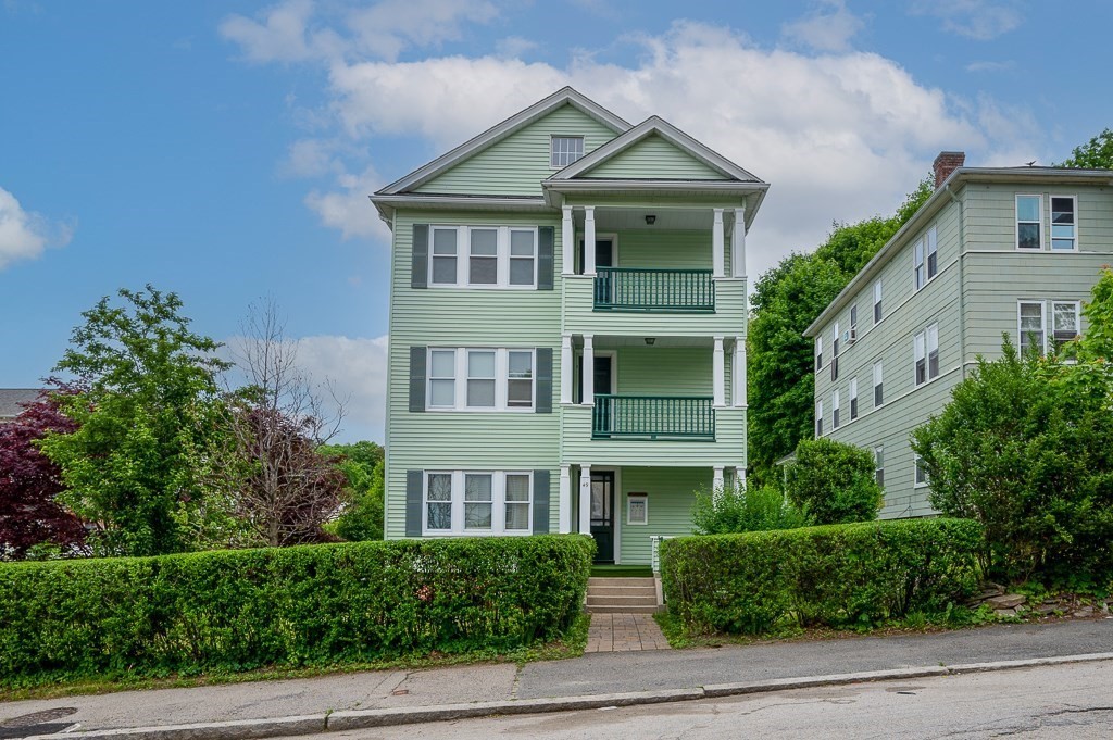 49 Catharine St # B Property Photo 1