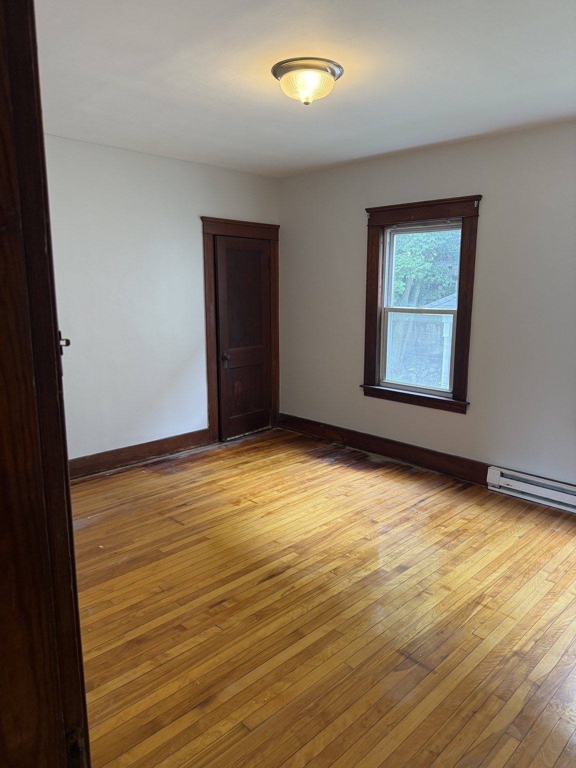 49 Catharine St # B Property Photo 8