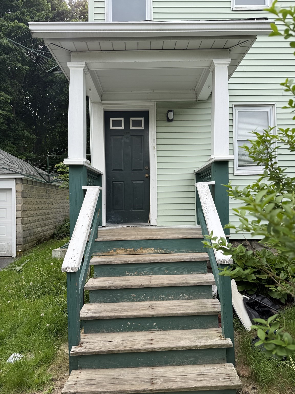 49 Catharine St # B Property Photo 13