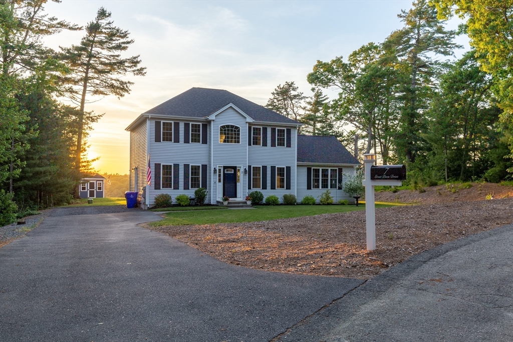 7 Great Pines Dr Property Photo 1