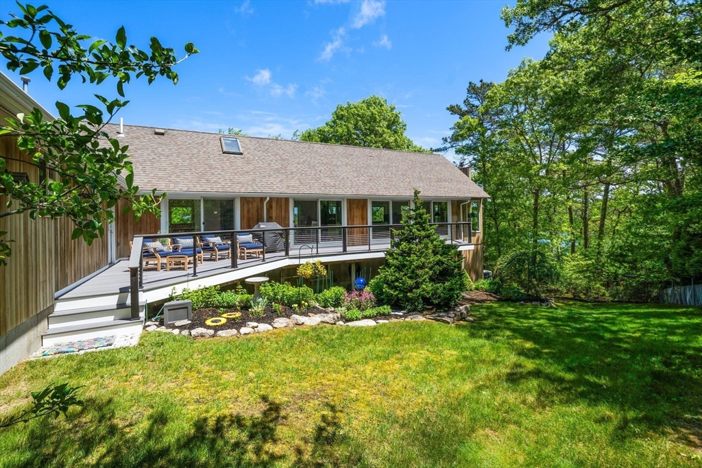 818 Long Pond Rd Property Photo 6